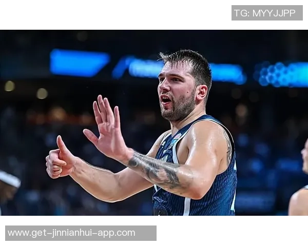 卡斯尔谈东契奇防守挑战努力限制其罚球机会的艰难之路